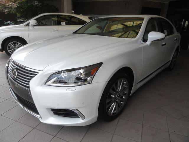 Lexus LS 460 2013 photo 4
