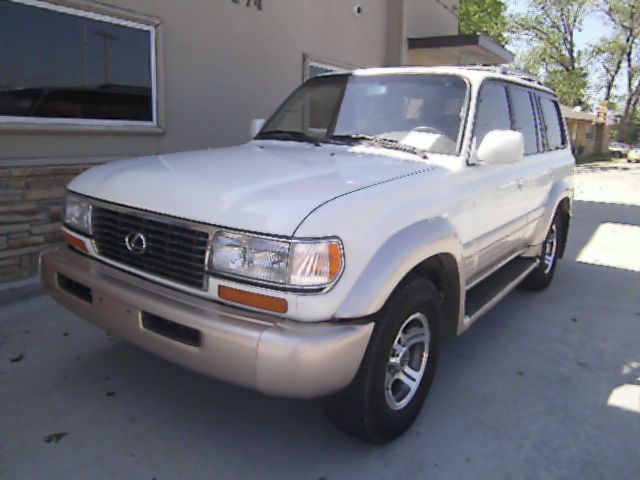 Lexus LX 450 1997 photo 3