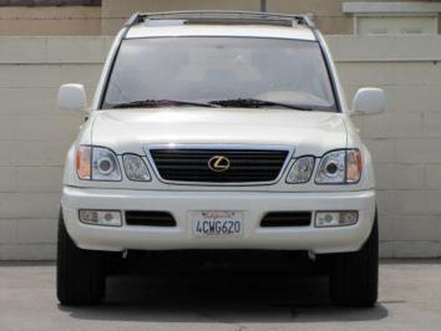 Lexus LX 470 1998 photo 1