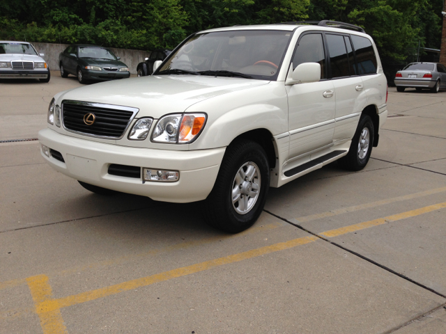 Lexus LX 470 2000 photo 4