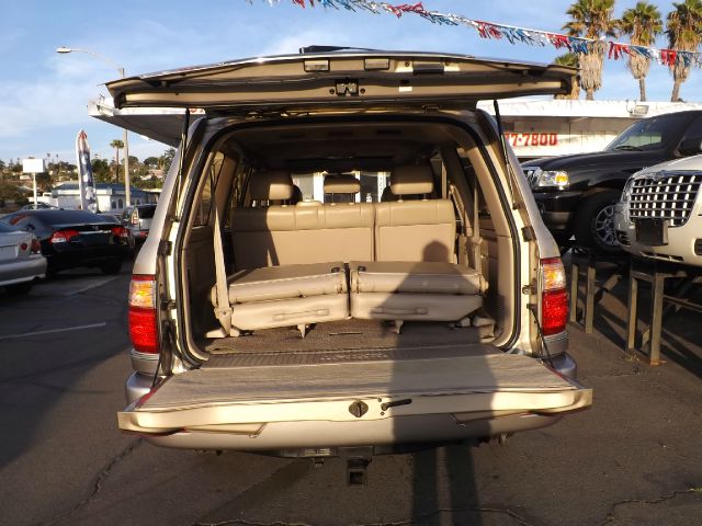 Lexus LX 470 2000 photo 4