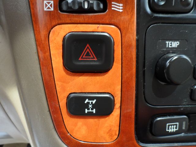 Lexus LX 470 2000 photo 15