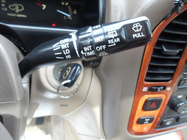 Lexus LX 470 2000 photo 16