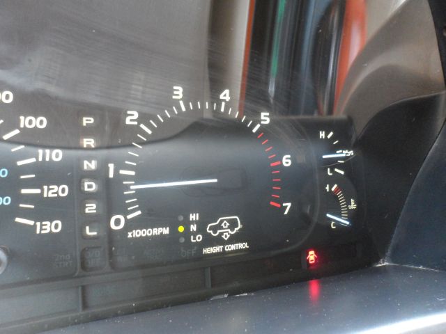 Lexus LX 470 2000 photo 19