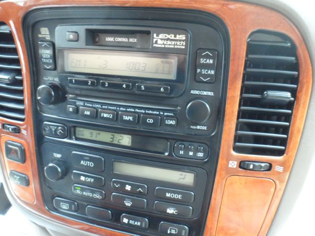 Lexus LX 470 2000 photo 22