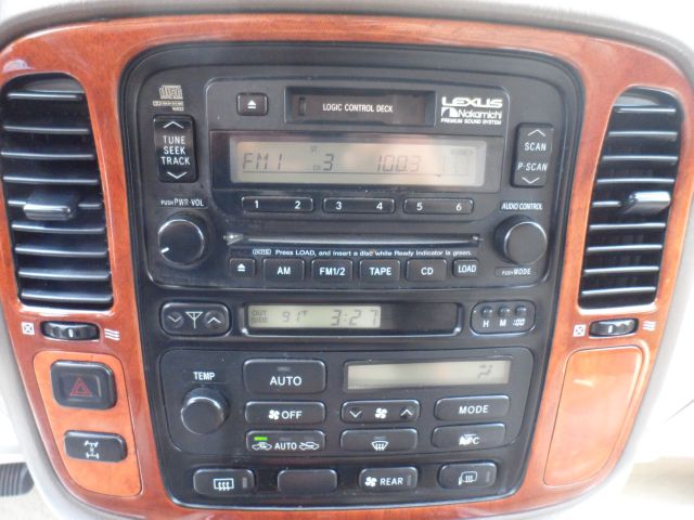 Lexus LX 470 2000 photo 23