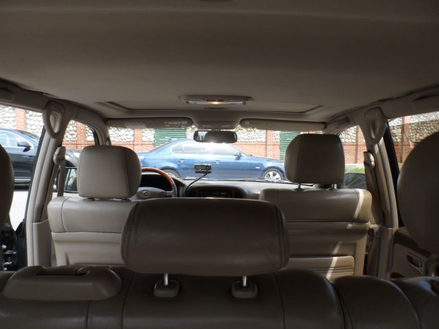 Lexus LX 470 2000 photo 49