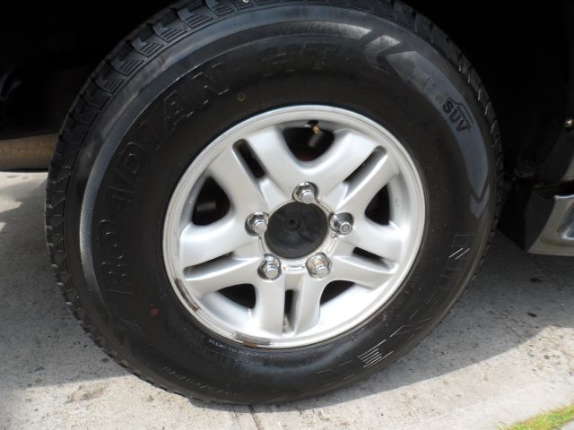 Lexus LX 470 2000 photo 52