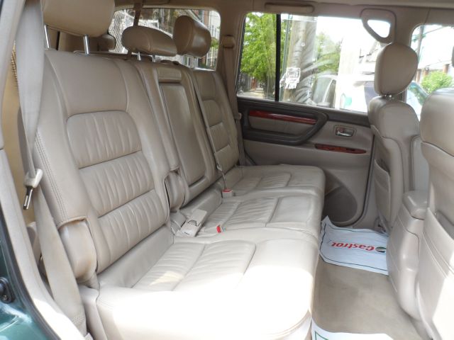 Lexus LX 470 2000 photo 54