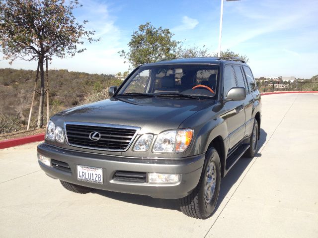Lexus LX 470 2001 photo 4