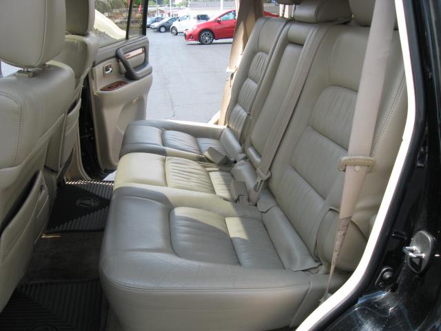 Lexus LX 470 2003 photo 1