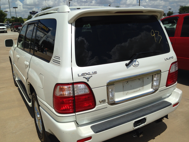 Lexus LX 470 2004 photo 1