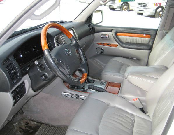 Lexus LX 470 2007 photo 3