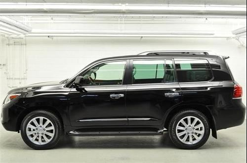Lexus LX 570 2008 photo 4
