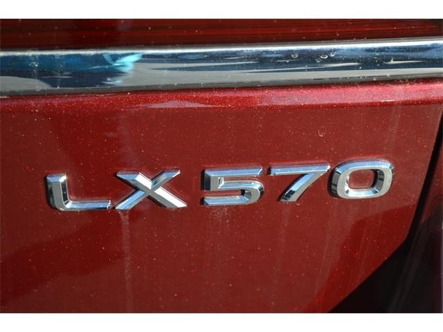 Lexus LX 570 2008 photo 3