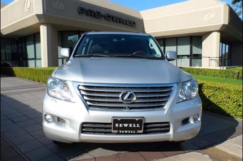 Lexus LX 570 2008 photo 1