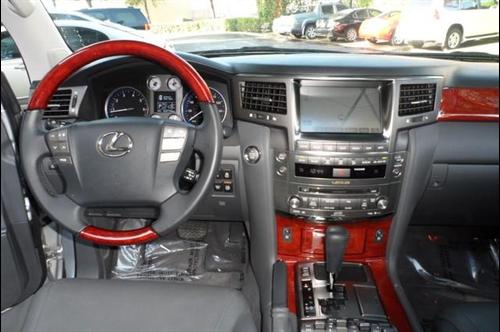 Lexus LX 570 2008 photo 5