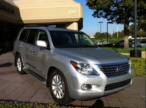 Lexus LX 570 2008 photo 2