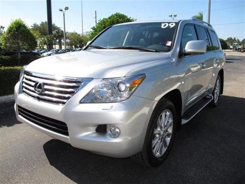 Lexus LX 570 2009 photo 2