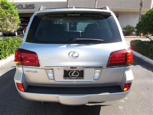 Lexus LX 570 2009 photo 4
