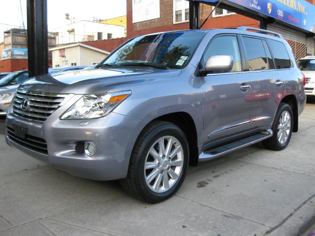 Lexus LX 570 2009 photo 26
