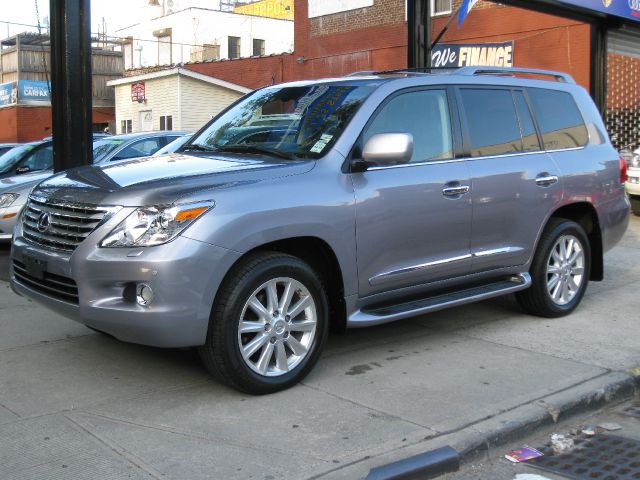 Lexus LX 570 2009 photo 32
