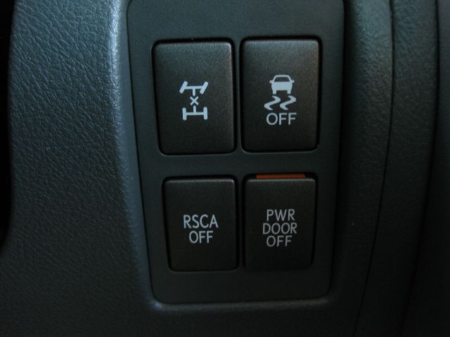 Lexus LX 570 2009 photo 35