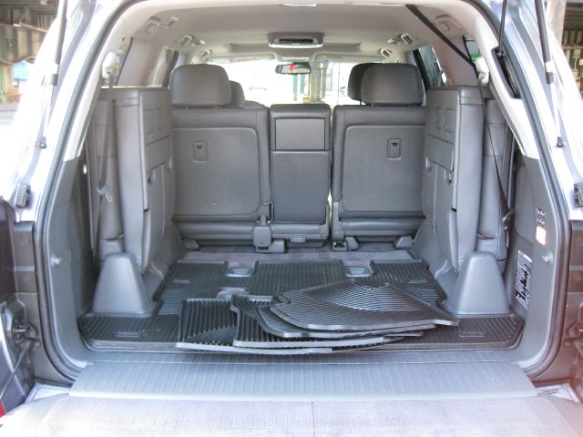 Lexus LX 570 2009 photo 4