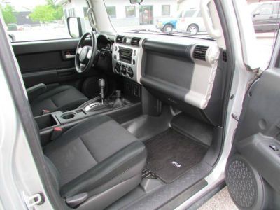 Lexus LX 570 2010 photo 1