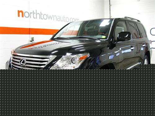 Lexus LX 570 2010 photo 3