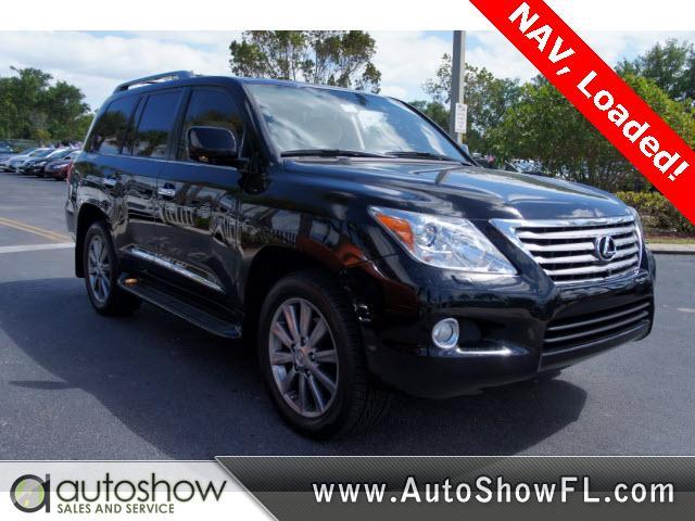 Lexus LX 570 2011 photo 1