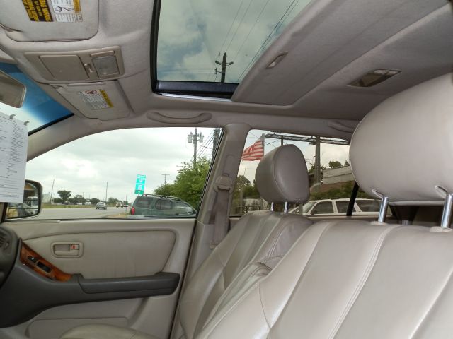 Lexus RX 300 1999 photo 9