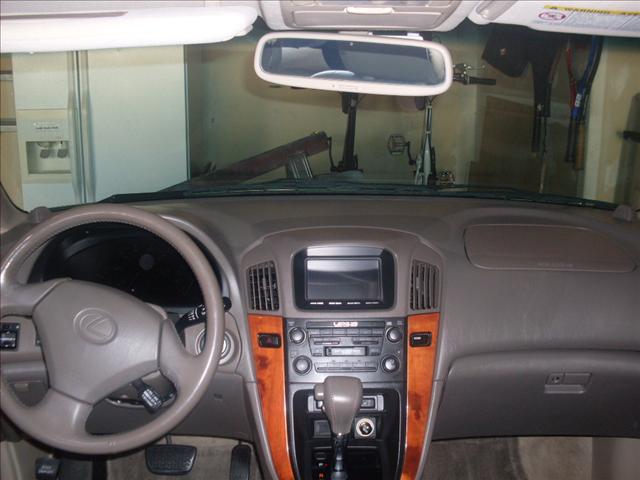 Lexus RX 300 1999 photo 3