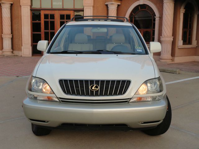 Lexus RX 300 1999 photo 1