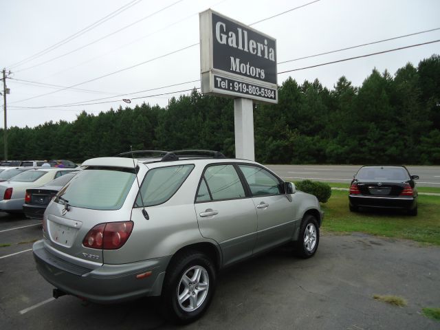 Lexus RX 300 1999 photo 2