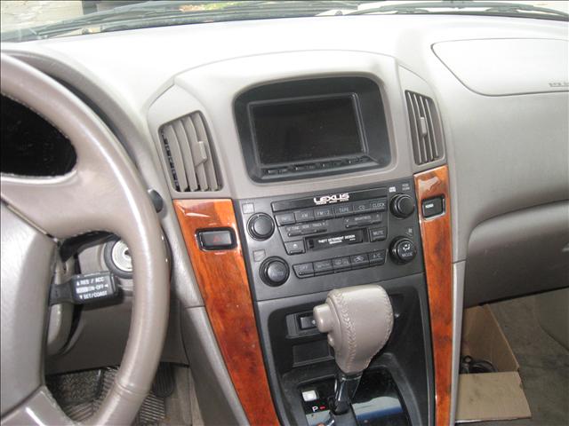 Lexus RX 300 1999 photo 4