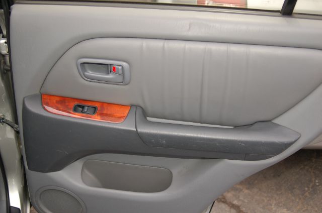 Lexus RX 300 1999 photo 14