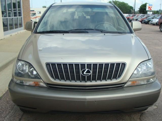 Lexus RX 300 1999 photo 1
