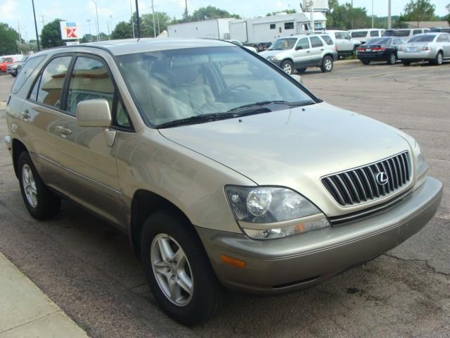 Lexus RX 300 1999 photo 2