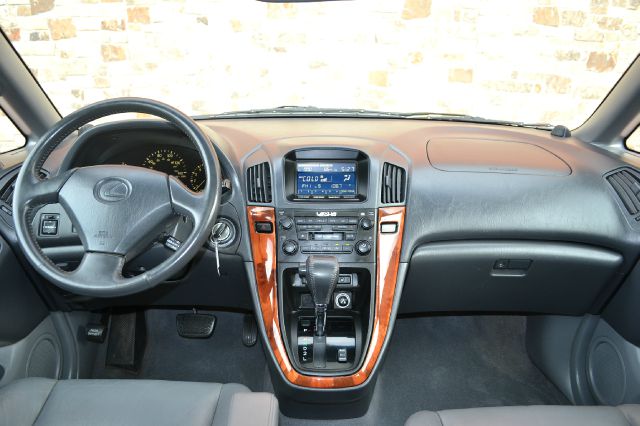 Lexus RX 300 1999 photo 21