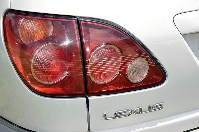 Lexus RX 300 1999 photo 15