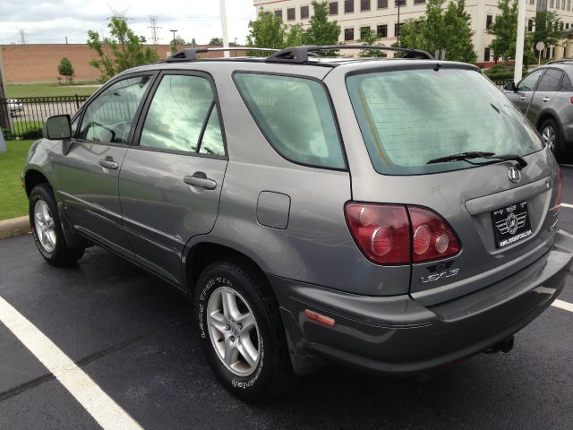 Lexus RX 300 2000 photo 2