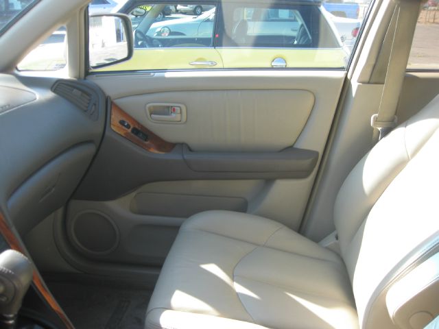 Lexus RX 300 2000 photo 2