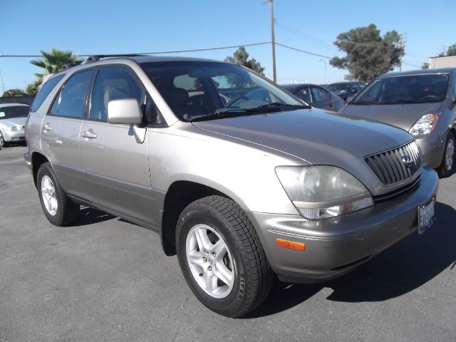 Lexus RX 300 2000 photo 2