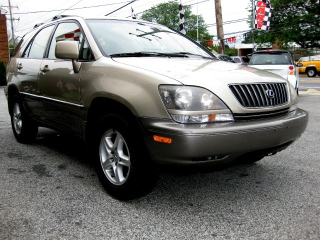 Lexus RX 300 2000 photo 1