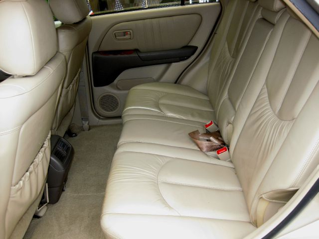 Lexus RX 300 2000 photo 12