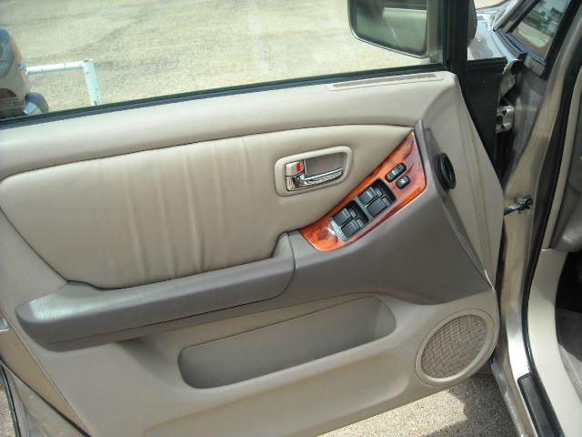 Lexus RX 300 2001 photo 10