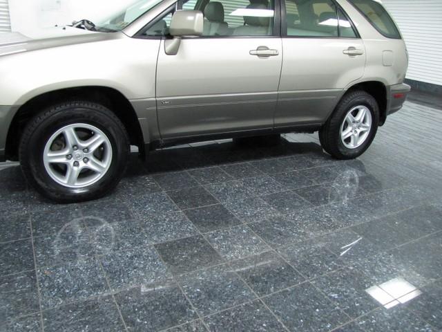 Lexus RX 300 2001 photo 3
