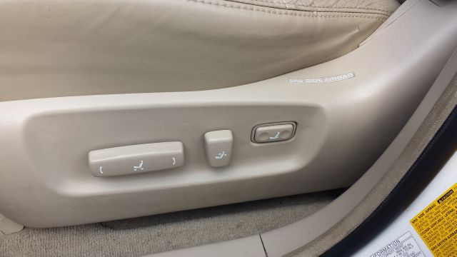 Lexus RX 300 2001 photo 12