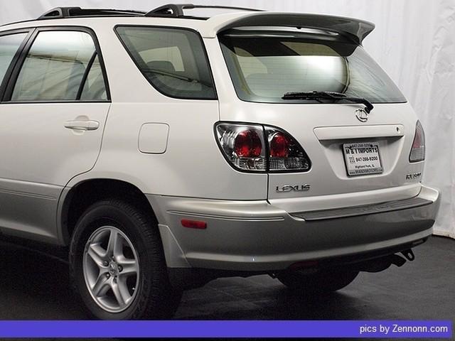 Lexus RX 300 2001 photo 2